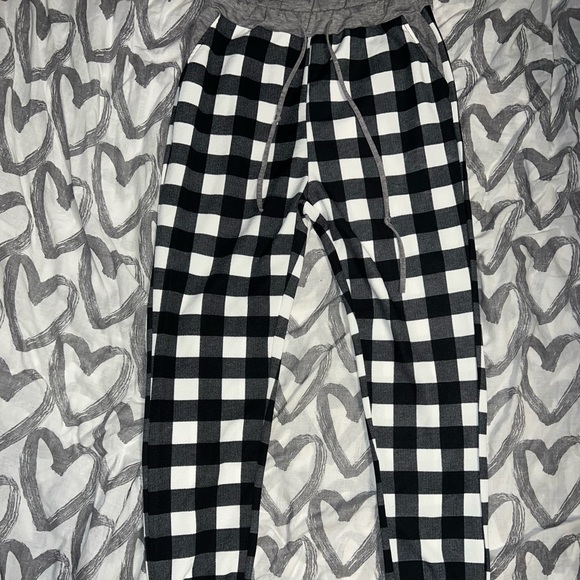 Women’s black & white Buffalo plaid pajama pants size large - Picture 1 of 5